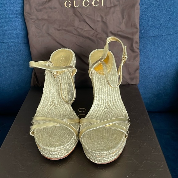 Authentic Gucci Voile Leather Oro size 36 (6). - Picture 1 of 11